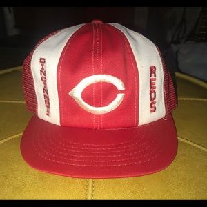 Vintage Cincinnati Reds trucker hat